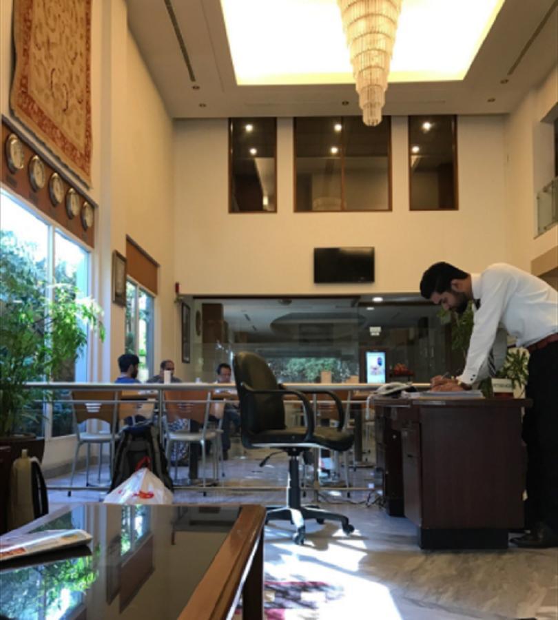 Embassy Inn, Karachi Extérieur photo