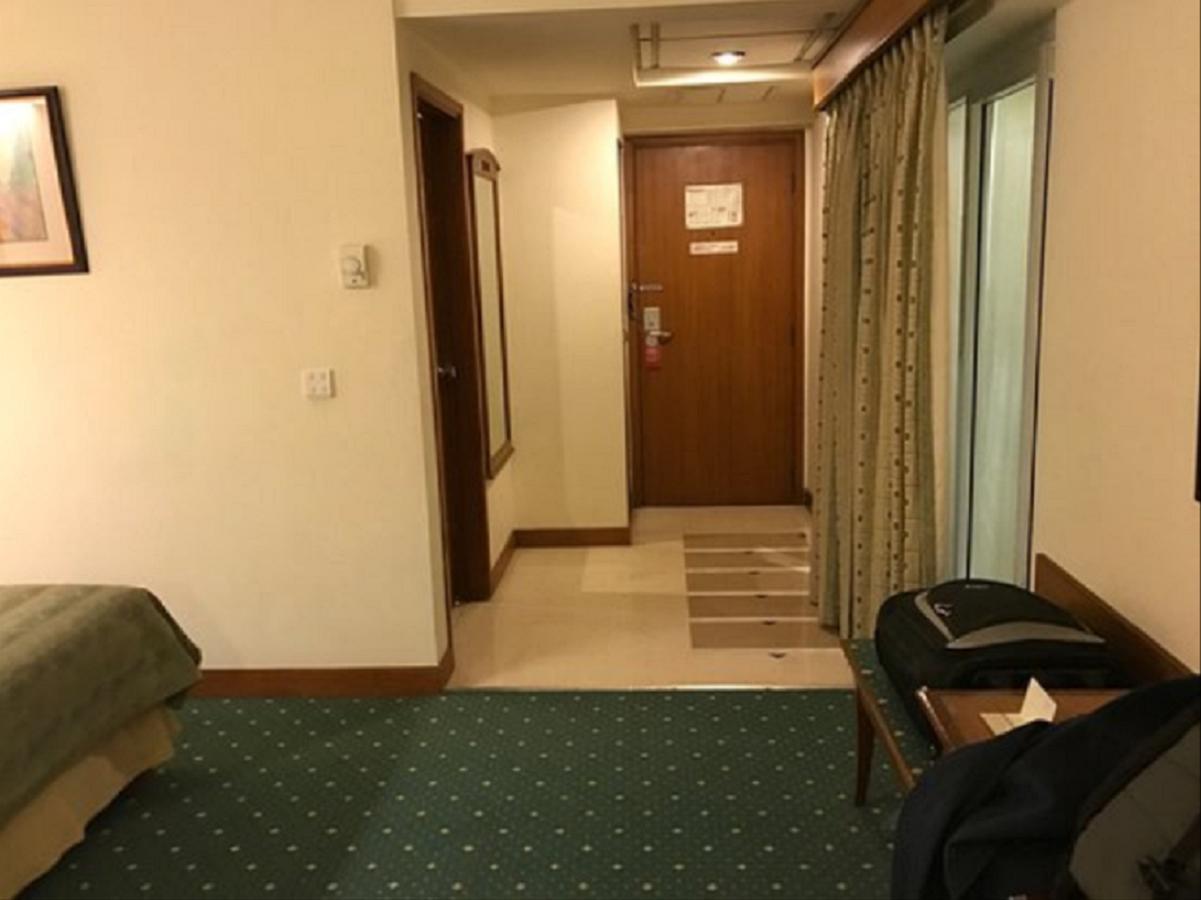 Embassy Inn, Karachi Extérieur photo